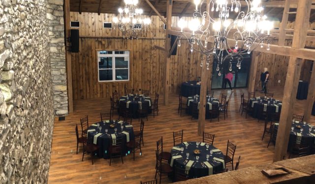 The Barn at Creeks Bend Event venue